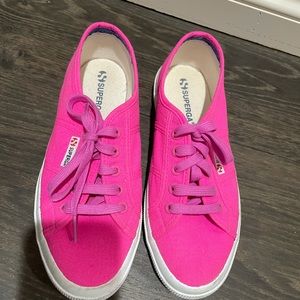 Superga sneakers hot pink